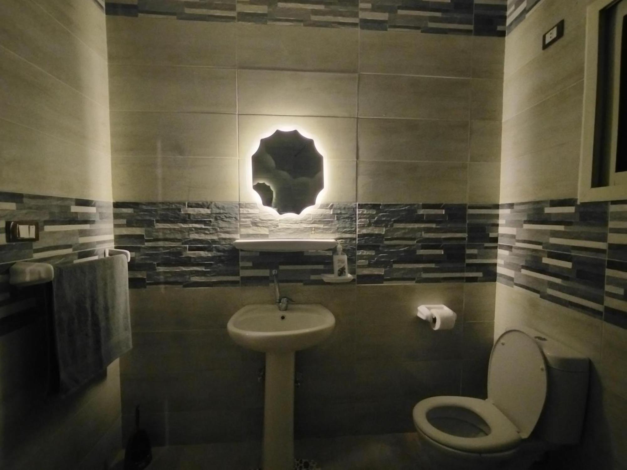 Center Chic: Modern 2br With Ultimate Comfort Cairo